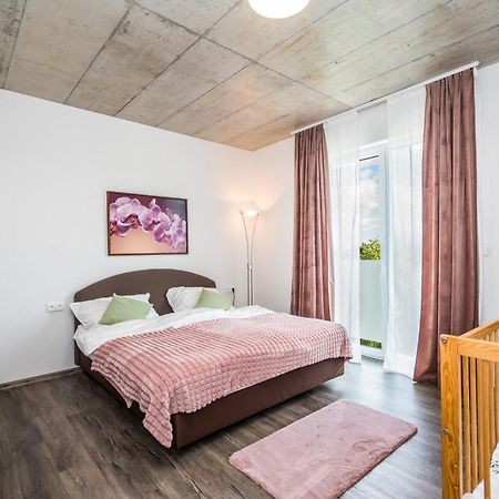 Perla Hradce 401 Apartman Hradec Králové Kültér fotó