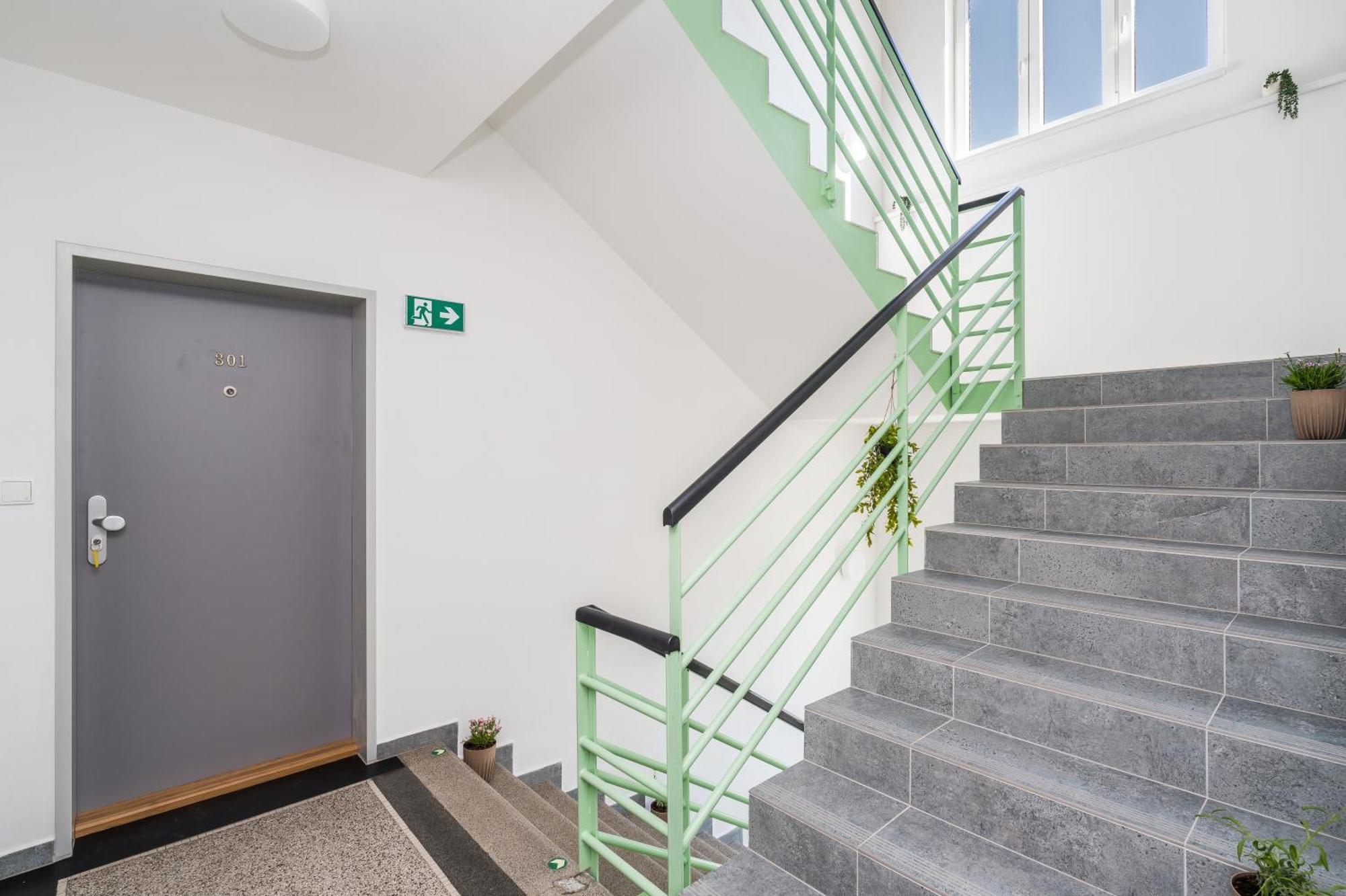 Perla Hradce 401 Apartman Hradec Králové Kültér fotó